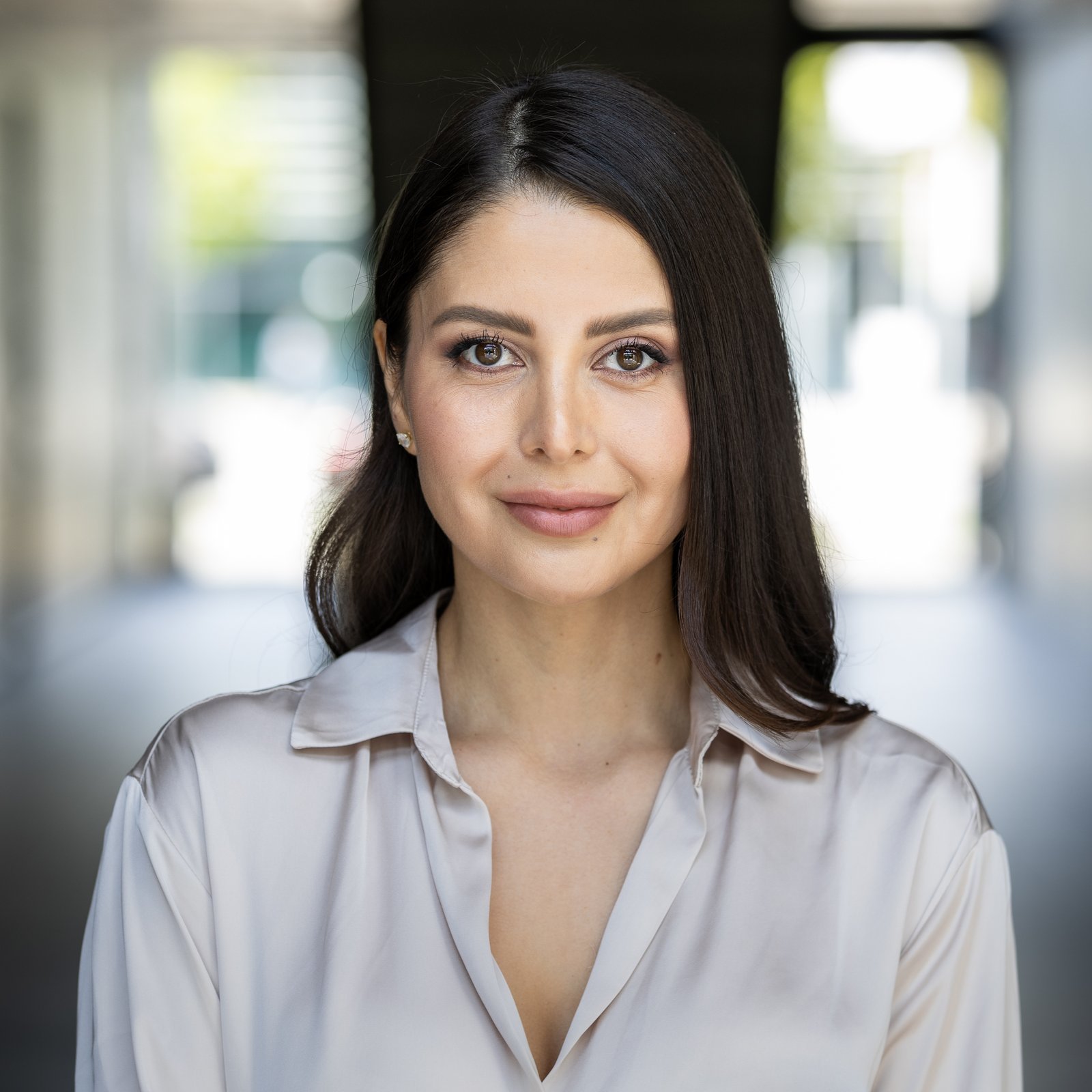 BUSINESS PORTRAITS MUENCHEN Indoor Background Preise
